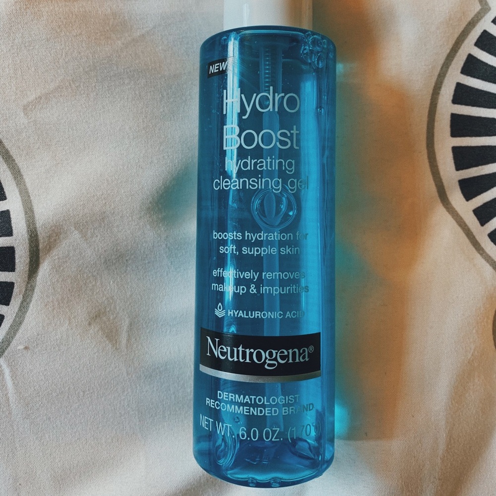 Neutrogena hydro boost face wash